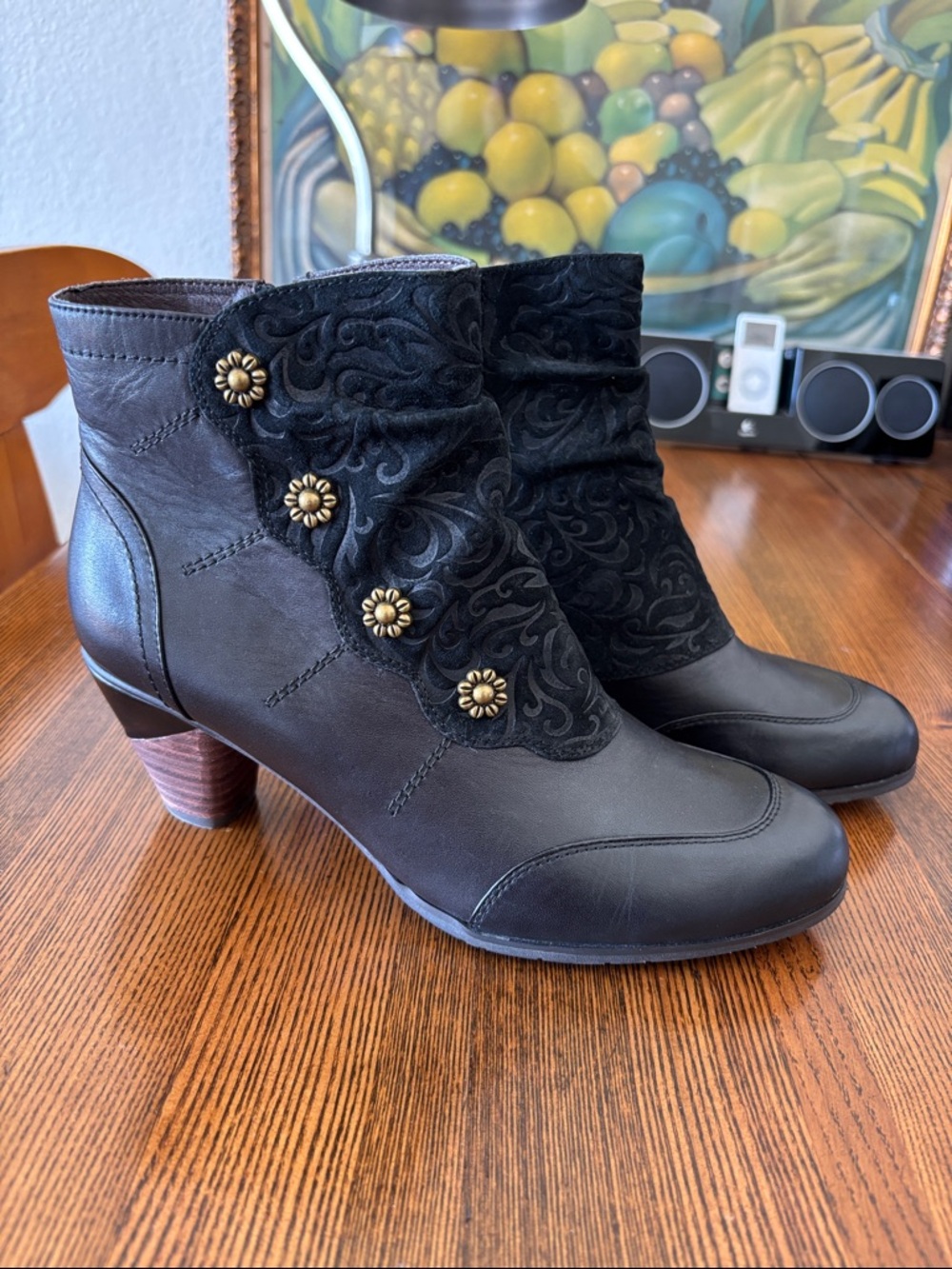 L’Artiste Belgard Women's Black Ankle Booties with Decorative Floral Button Trim